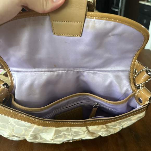 Coach Soho Bag! In good Pre owned Condition. - Picture 3 of 4